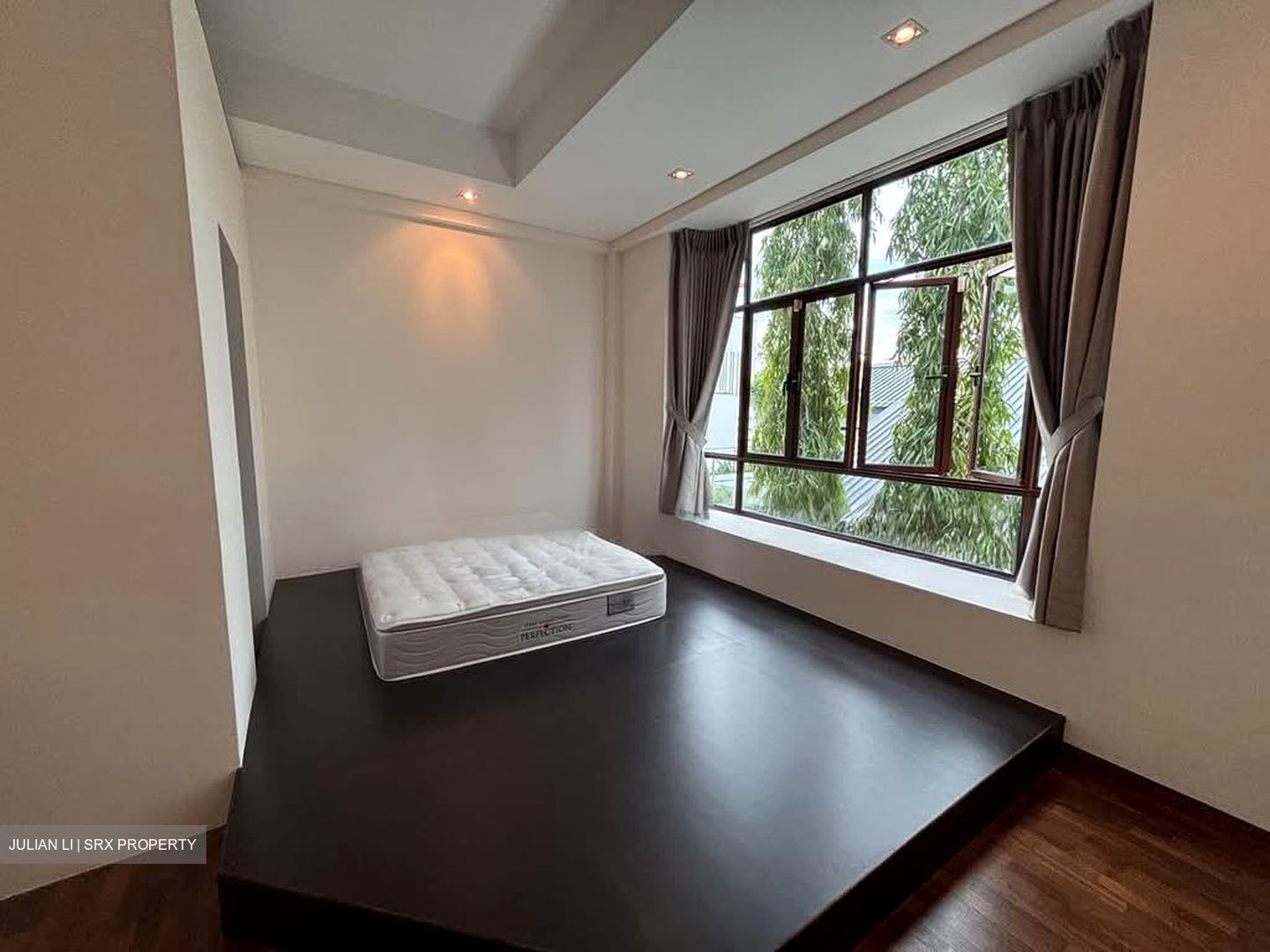 Pasir Ris Beach Park (D18), Detached #594668081